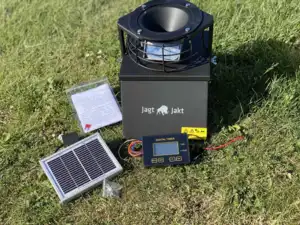 foderautomat galvaniserad och lackerad 12v