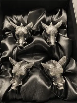 Shot- och bitterglas med vildsvinshuvud (4 glas)