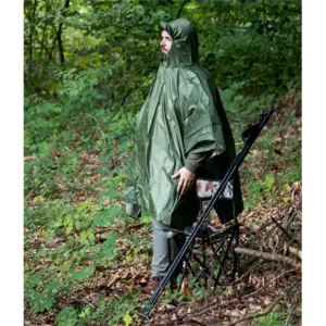 poncho med huva