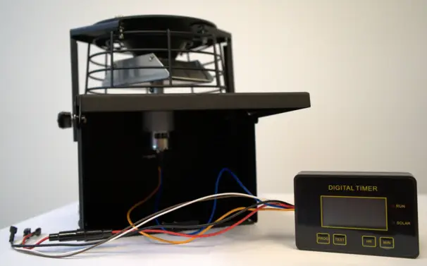 foderautomat galvaniserad och lackerad 12v