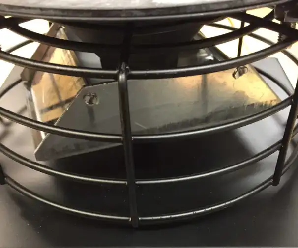 foderautomat galvaniserad och lackerad 12v