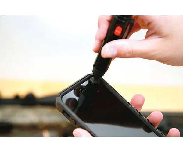 Linsrengörare med borste