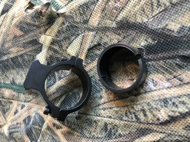 fäste för lampa till dagkikare