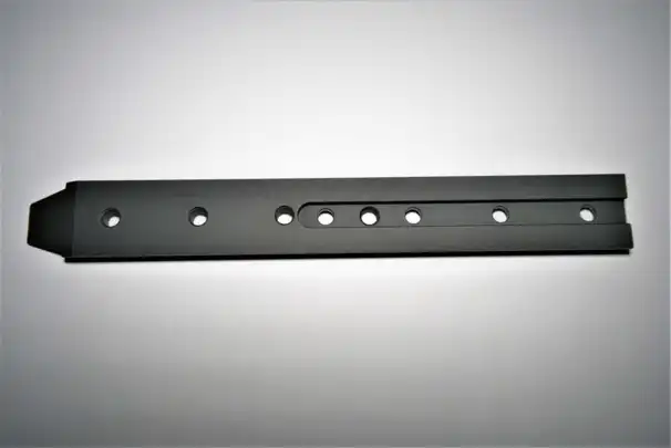 Specialmontering för Pard NV008