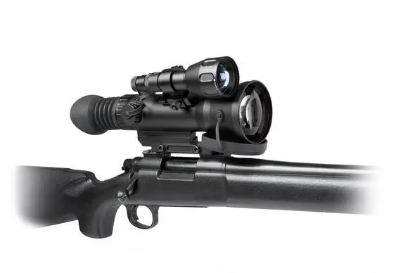 AGM SIOUX 850 Lång räckvidd IR-lampa