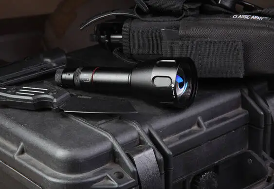 AGM SIOUX 850 Lång räckvidd IR-lampa