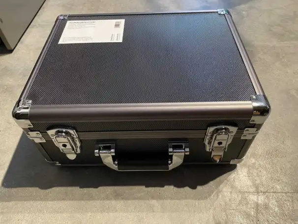 Skyddskoffert i aluminium med skuminlägg