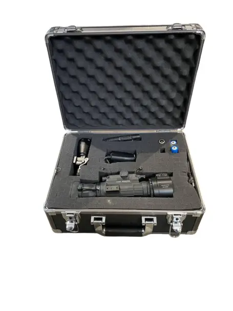 Skyddskoffert i aluminium med skuminlägg