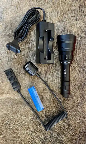 Infraröd lykta 850/940nm och vitt ljus