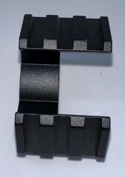 Dubbelmontering för lampa till dagkikare