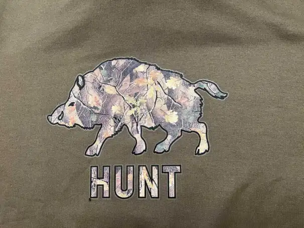 Hoodie med vildsvinsmotiv