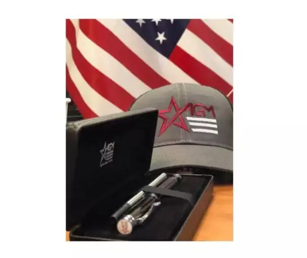 AGM-penna i snygg presentask