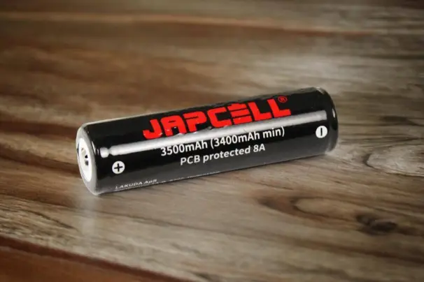 Uppladdningsbart batteri 18650 - japcell