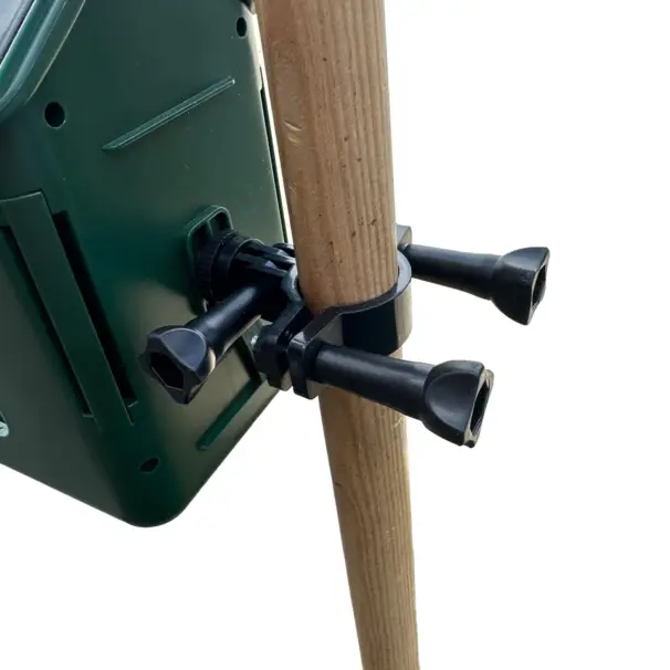 Fågelmatare med viltkamera