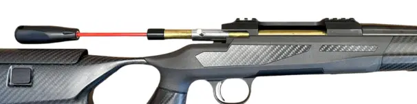 Mässingsguide för införing av rensstång