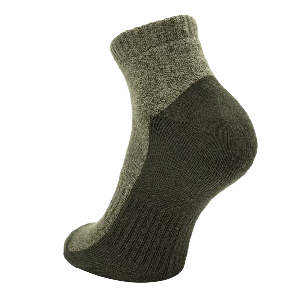 Lågskurna hampstrumpor