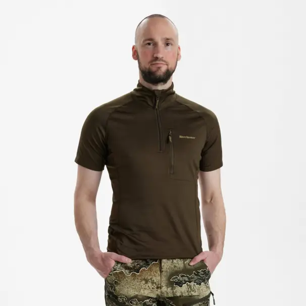 Excape Insulated T-shirt med dragkedja i halsen